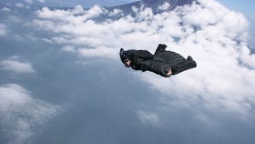翼装飞行Wingsuit Flying免广告内置最新菜单下载-翼装飞行Wingsuit Flying玩穿越下载v.3.92